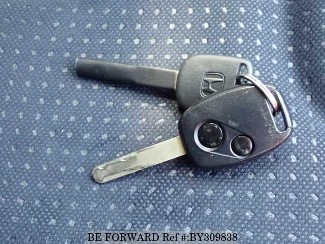 2008 Honda Fit JDM car for sale — photo 6 of 7