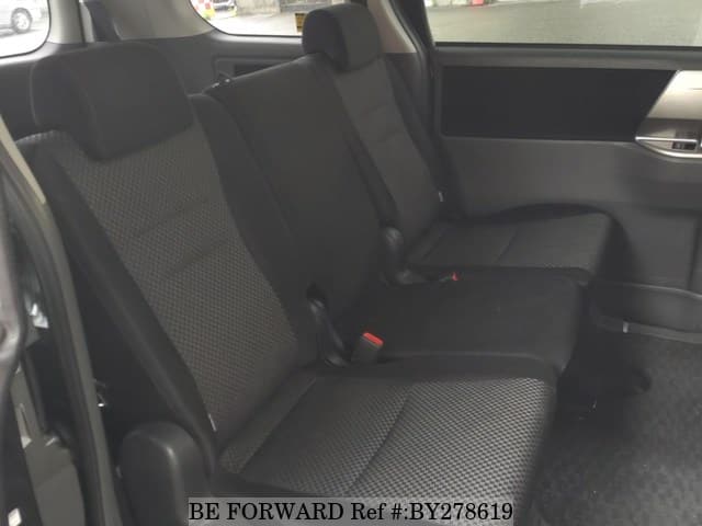 2008 Toyota Noah JDM car for sale — photo 4 of 6