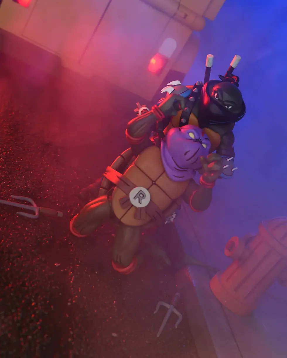 Прев'ю: Фігурка Ultimate TMNT Темний Леонардо