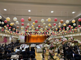 卒業を祝う会が開催されました