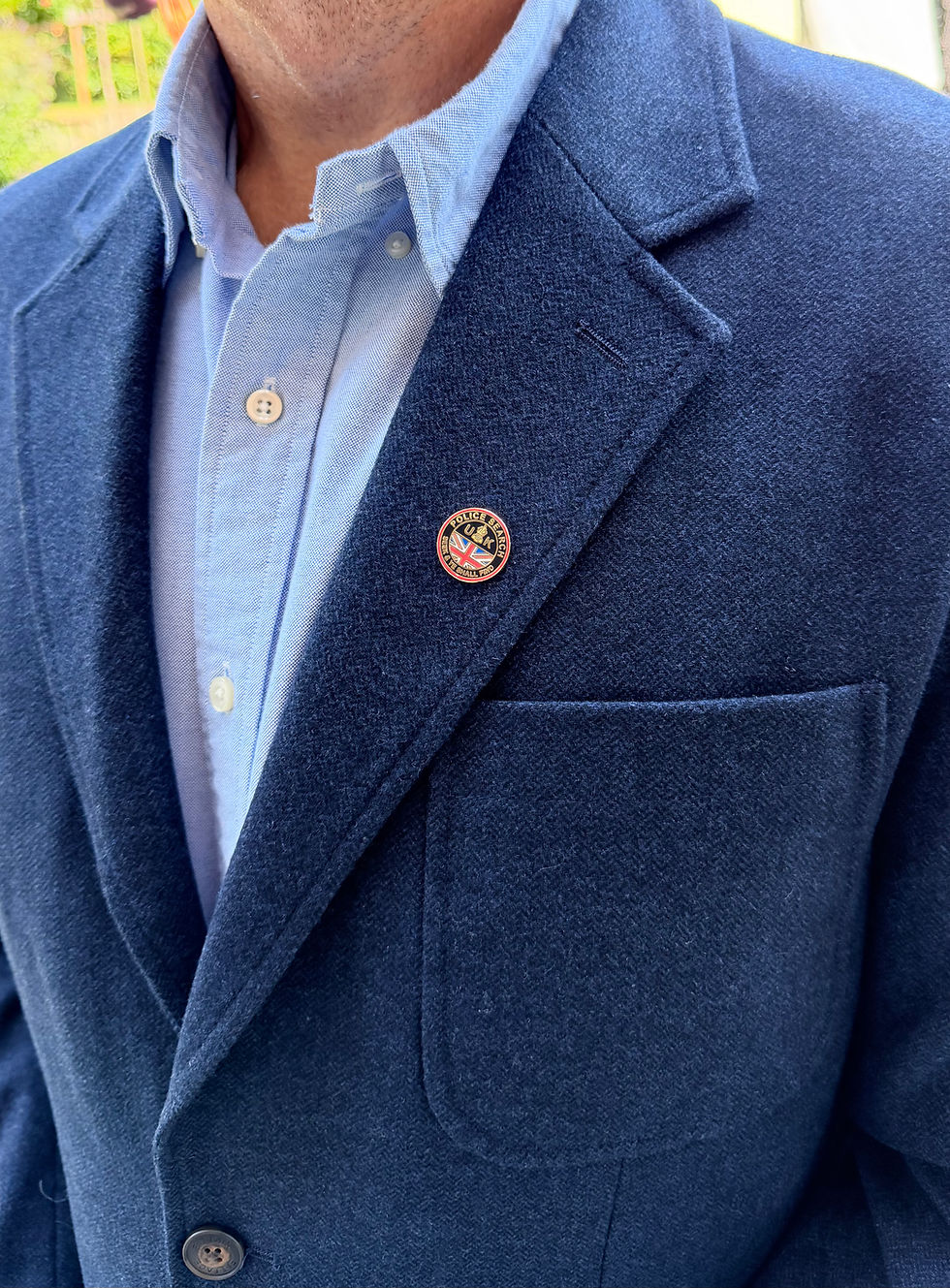 Thumbnail: Police Search Tie Pin
