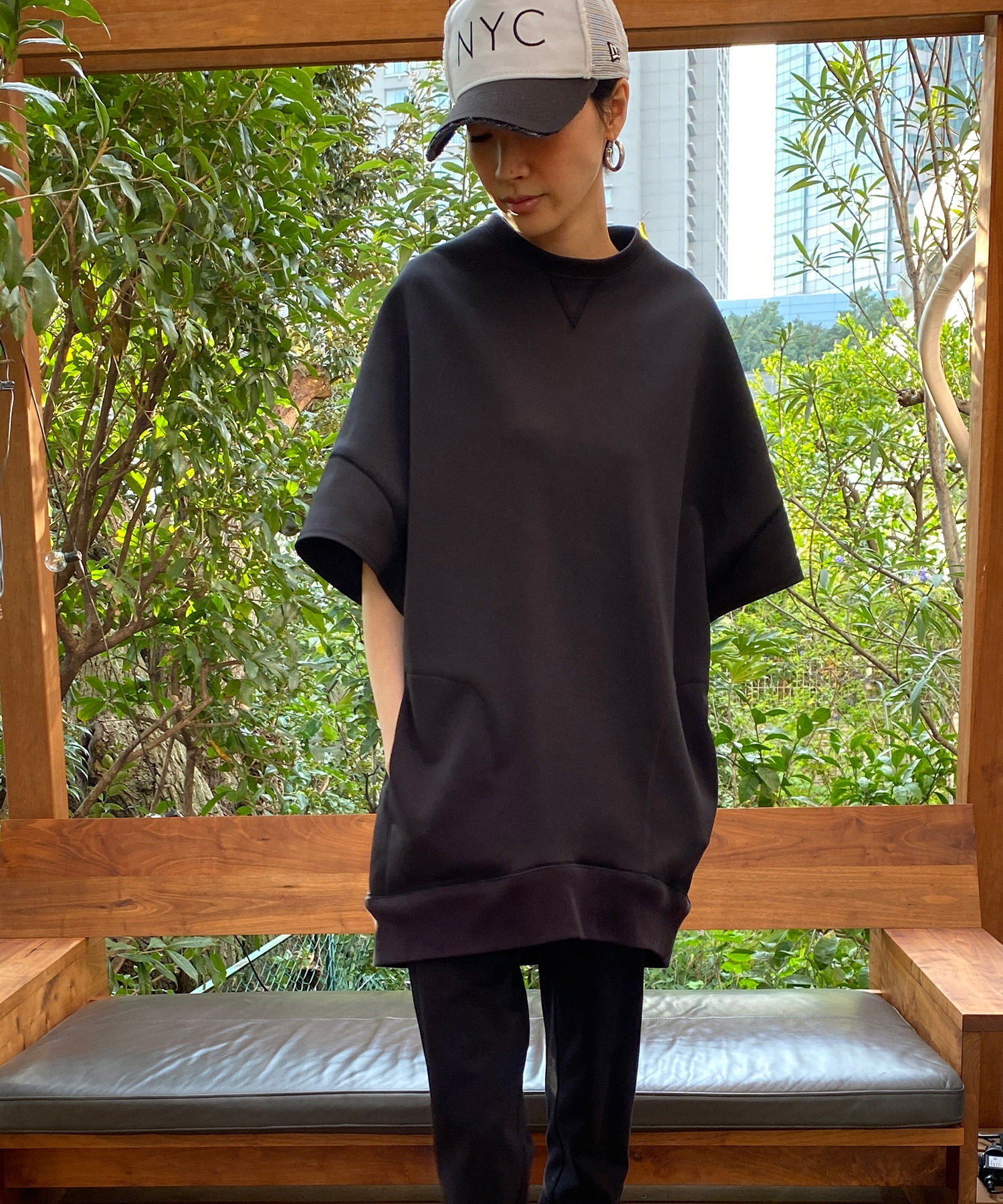 Cardboard cocoon pullover