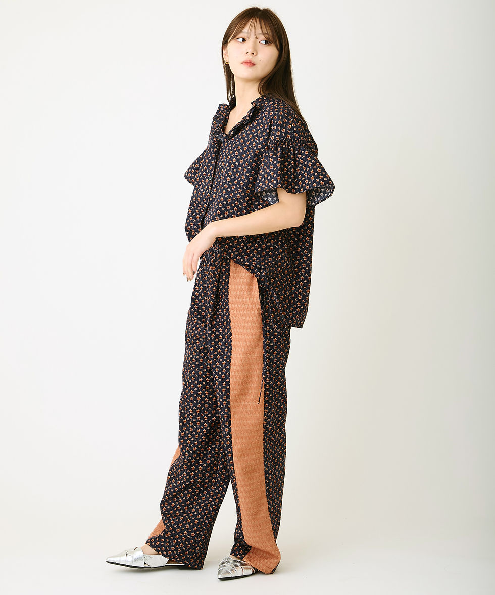 サムネイル： Import palm tree design blouse