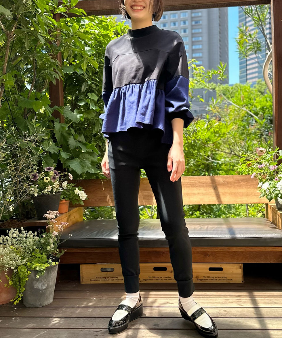 サムネイル： Mock neck tiered pullover(製品)