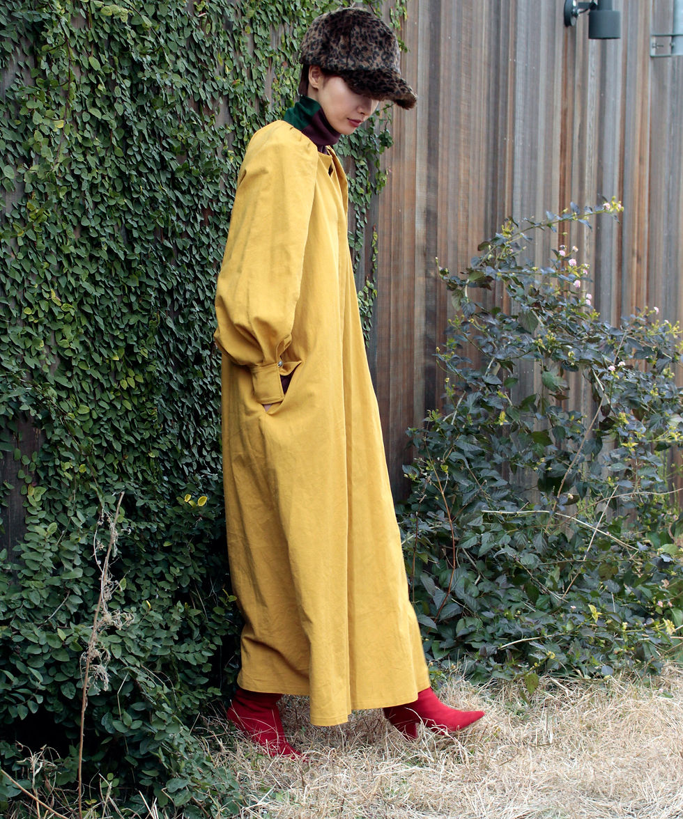 サムネイル： Slit sleevse dress