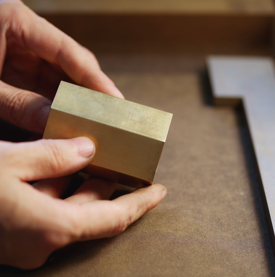 真鍮のペンダントライト 加工作業