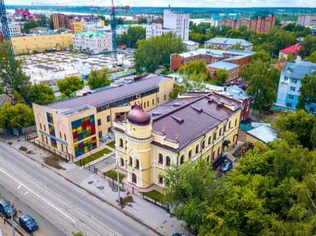 Новый еврейский детский центр располагается рядом с Томской хоральной синагогой