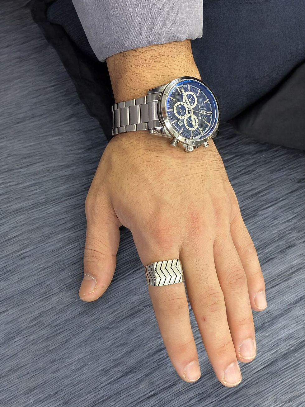 Küçük resim: Özel tasarım ithal erkek yüzüğü 925 ayar gümüş özel lak kaplamalı