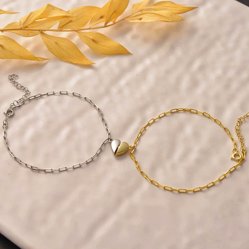 Küçük resim: Çift bilekliği Mıknatıslı Kalp tasarım 925 ayar Gümüş 18 ayar beyaz Altın Kaplam