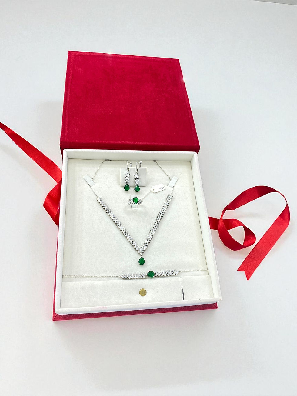 Küçük resim: Damla zümrüt set 925 ayar Gümüş 18 ayar beyaz Altın kaplama