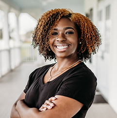 Gabrielle Fantroy, Support Staff