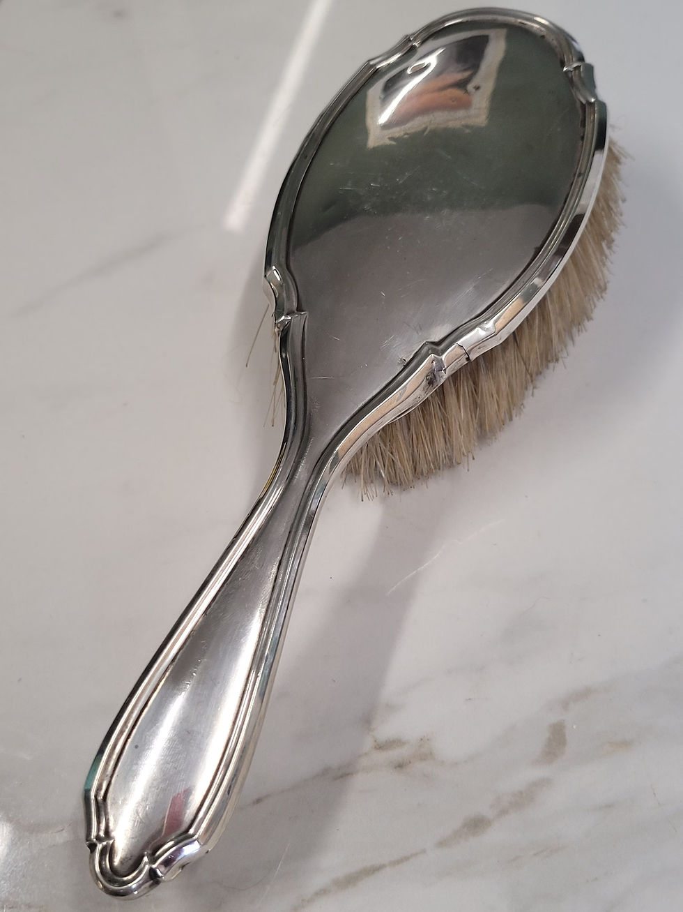 Where To Buy a Boar Bristle Brush Amazon.com Belula BBB and wooden comb- https://amzn.to/3kKz8Yk BBB Cleaning Brush - https://amzn.to/3SKcOKM Small Kent BBB - https://amzn.to/3ZAMMMu Paddle BBB with stiffer bristles - https://amzn.to/3YqYgRO Oval Kent brush and cleaning brush - https://amzn.to/3ESG2S9 Classic Kent BBB - https://amzn.to/3KPZaE8 BB Scalp Brush - https://amzn.to/3mlTF5R Amazon.ca Black Egg BBB and Wooden Comb - https://amzn.to/3mmyZLd BB Scalp Brush - https://amzn.to/3mlTF5R Narrow Kent BBB - https://amzn.to/3YfsOpj Kent Blonde Bristle Paddle Brush - https://amzn.to/3EQazA8