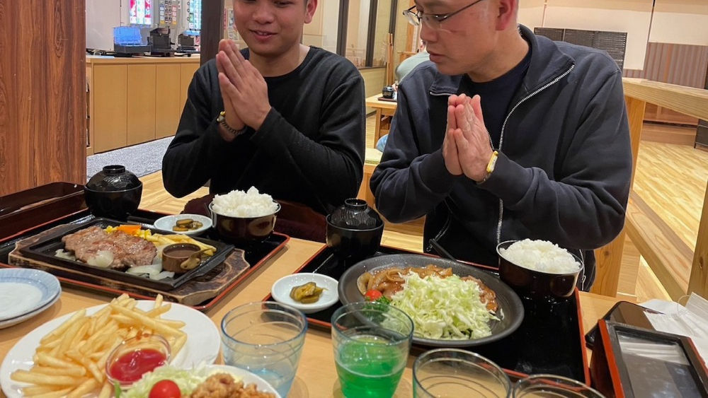 ダウンロード (2).jpeg