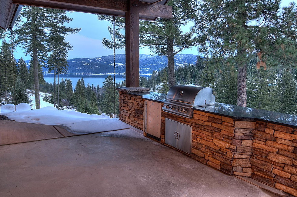 Gorgeous CDA Lake Views