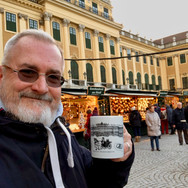 Dave at Schönbrunn XMAS Market