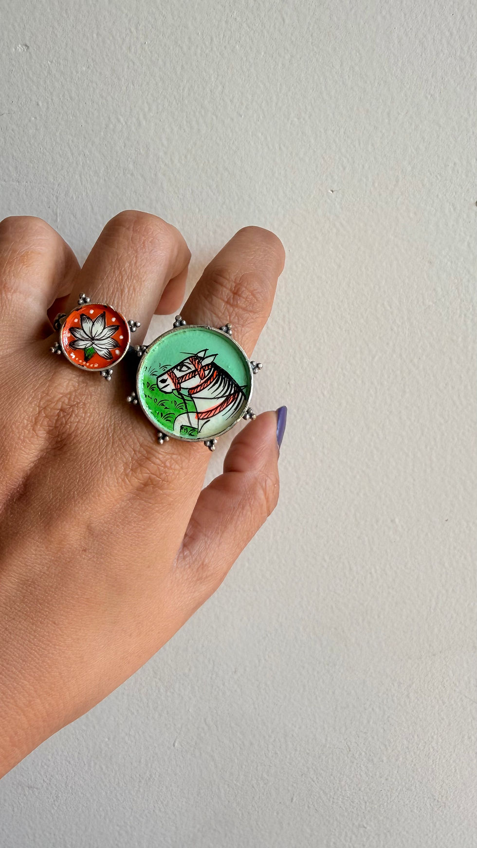 Thumbnail: Arsitha hand painted finger ring