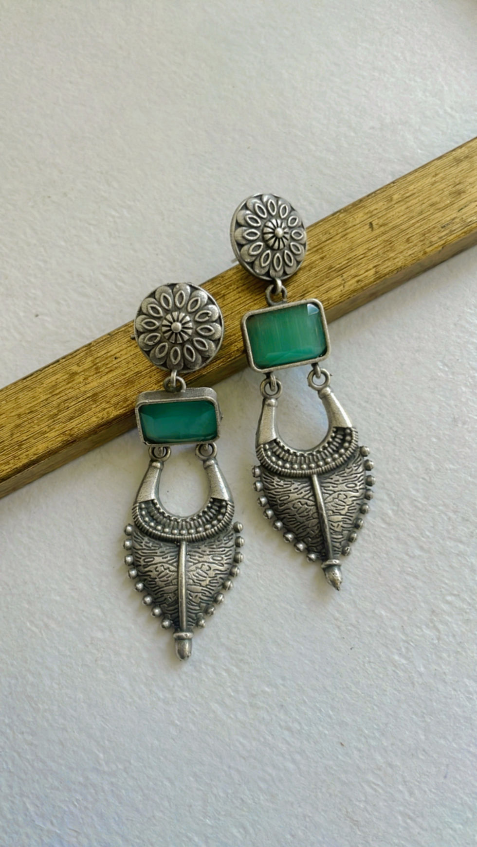 Thumbnail: Bharati earrings 