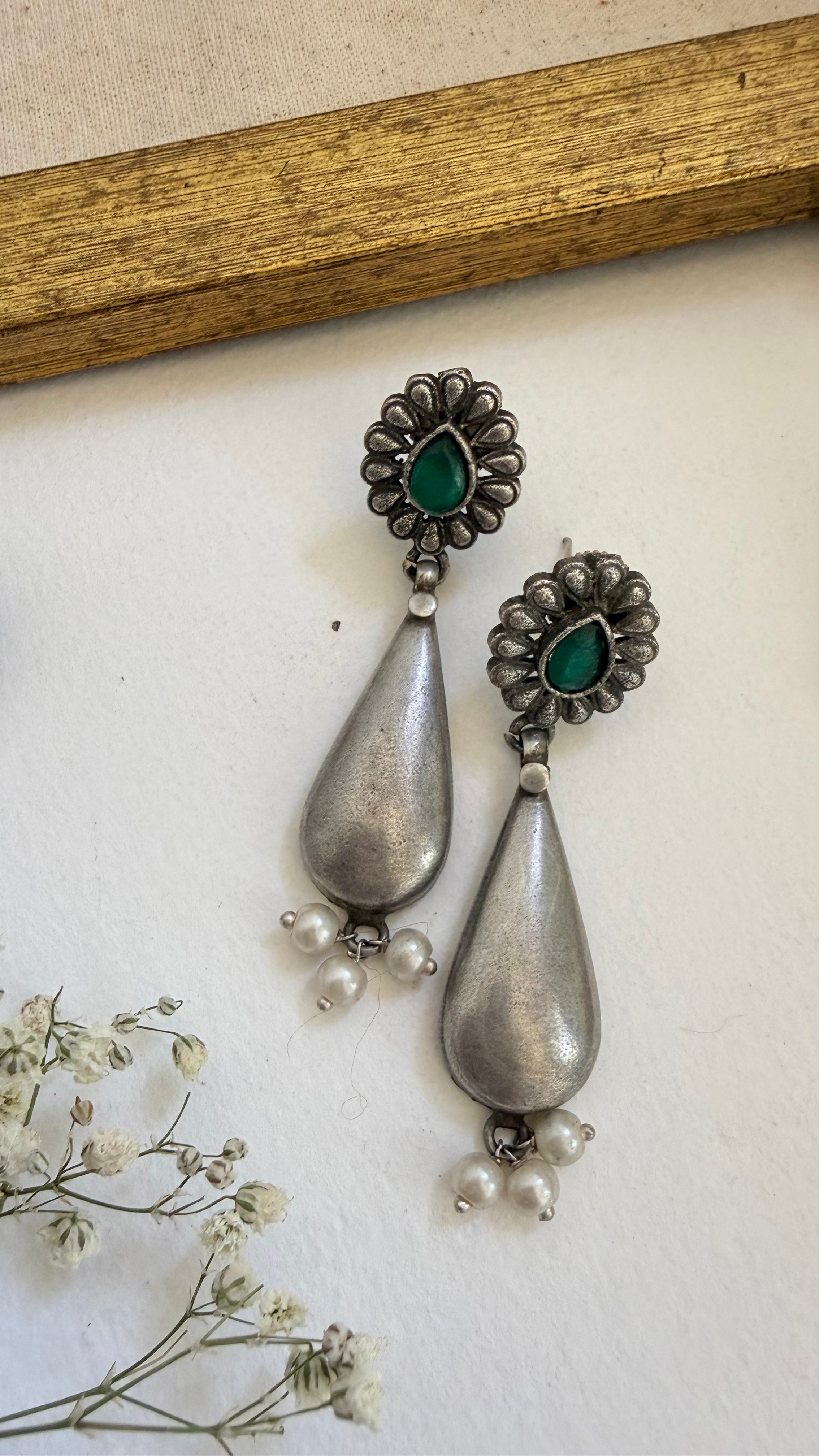 Saira earrings