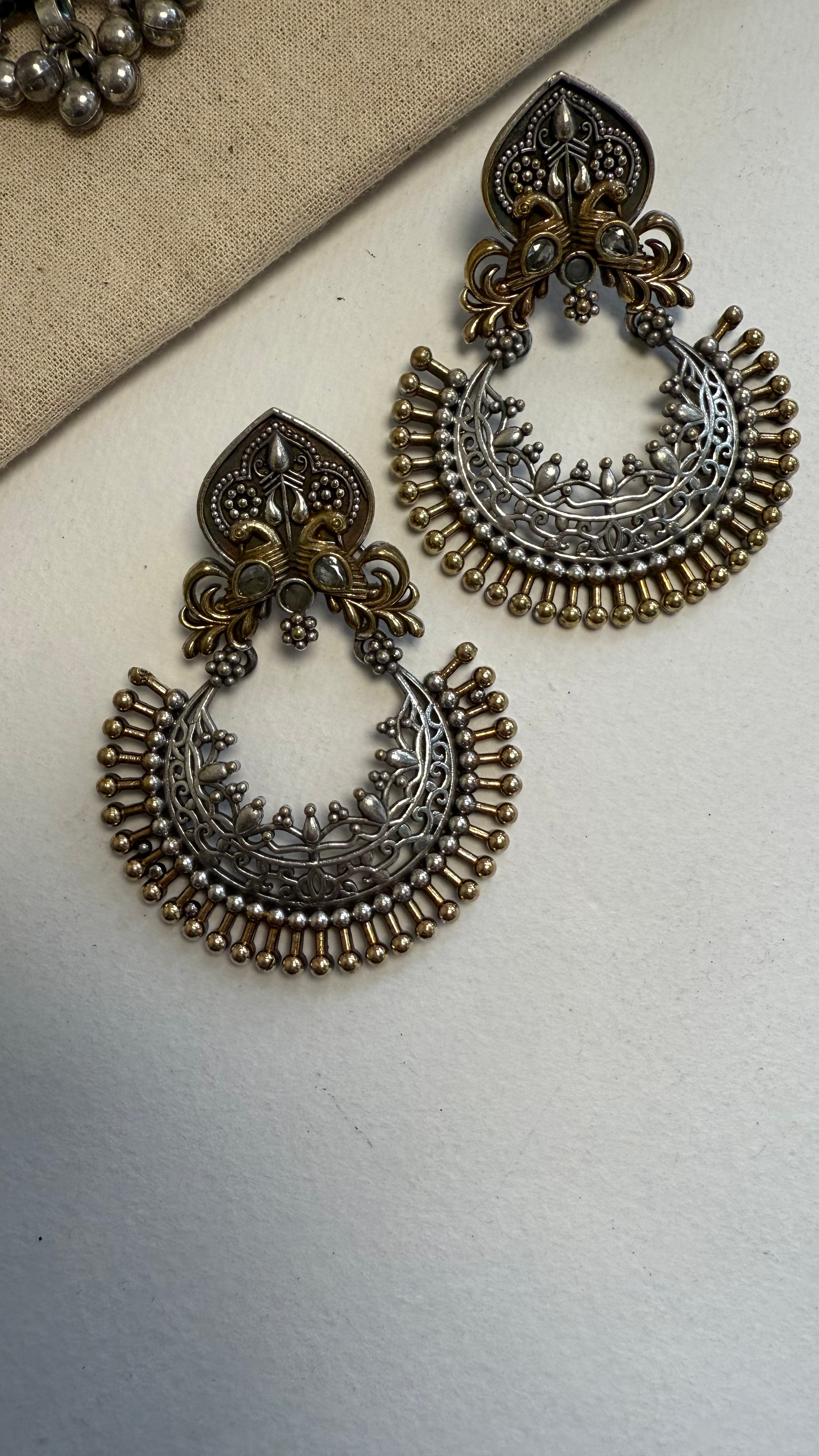Yakshita earrings