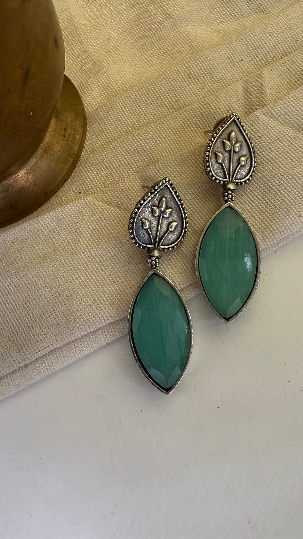 Thumbnail: Bhavna earrings