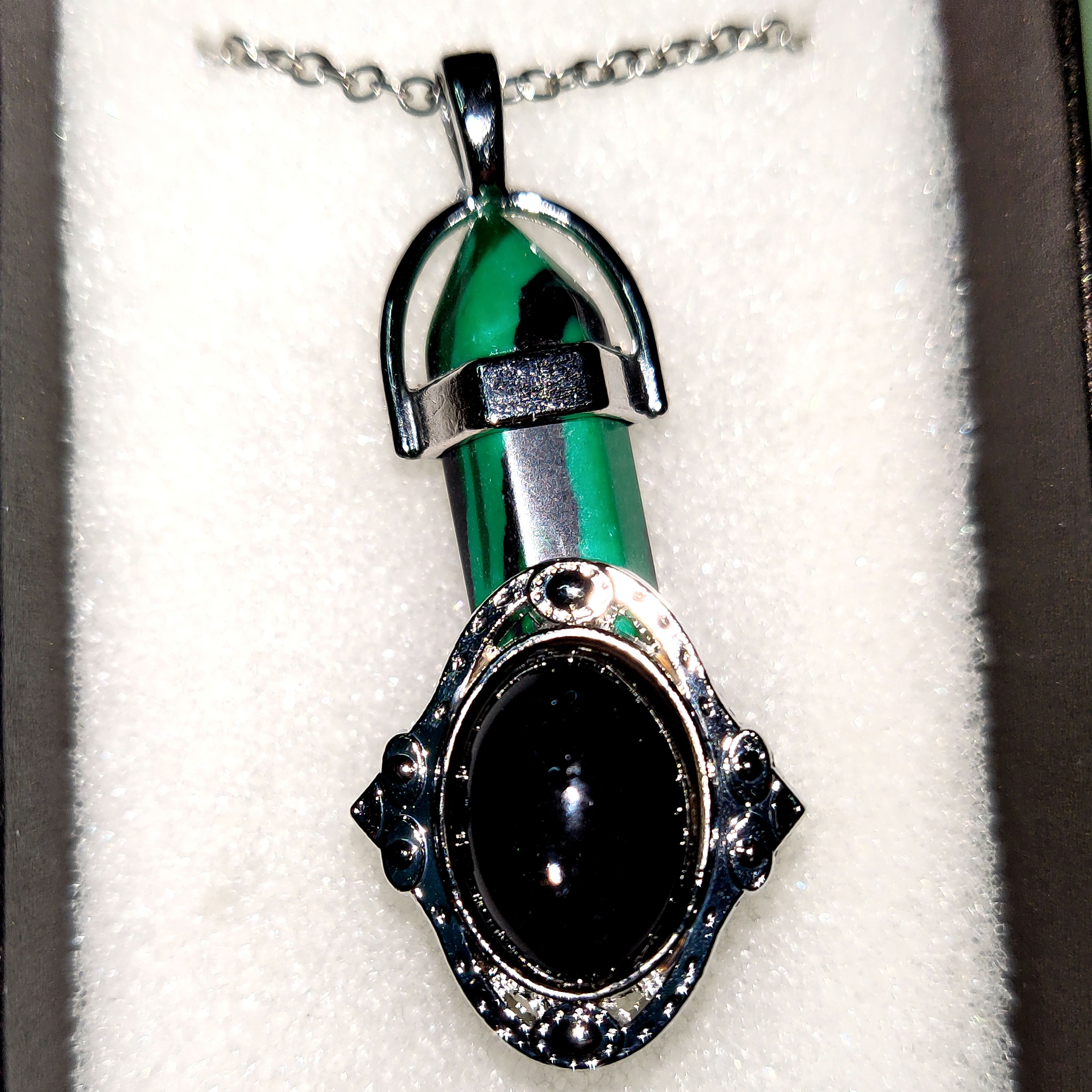 Chakra pendant with Adjustable Mood Ring