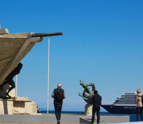 Explore Punta Arenas and discover its history.