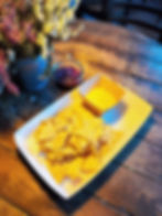 Nachosy z sosem serowym