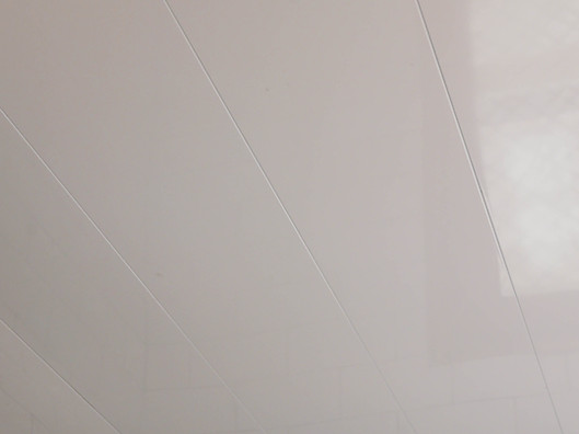 Techo de aluminio en baño