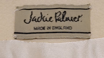 Thumbnail: Jackie Palmer Shrug Worn at Dame Investiture - Photo Matched