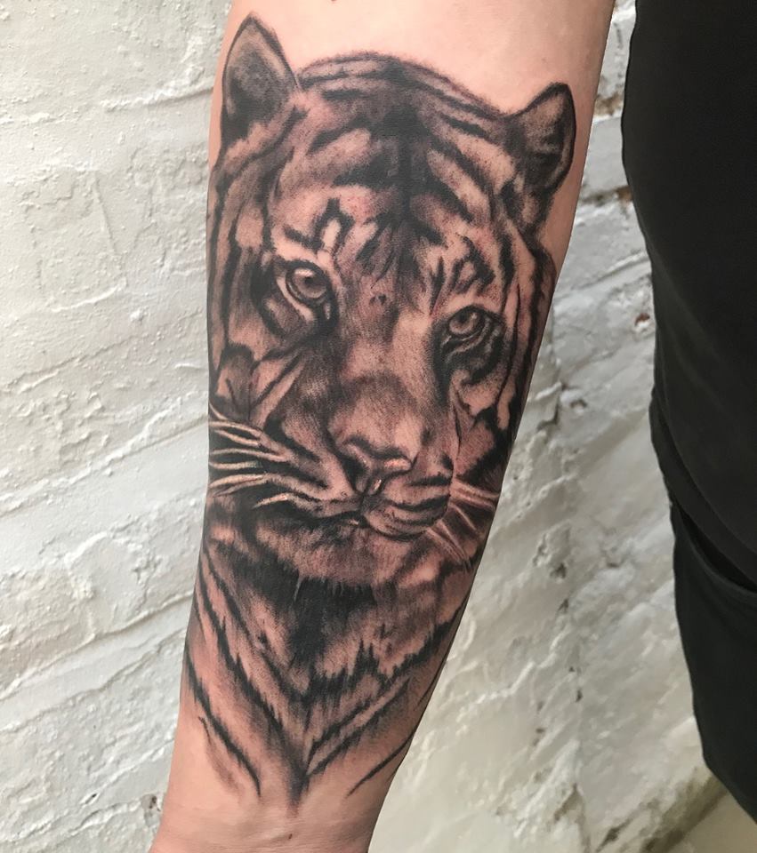 Electric Lady Tattoo Studio