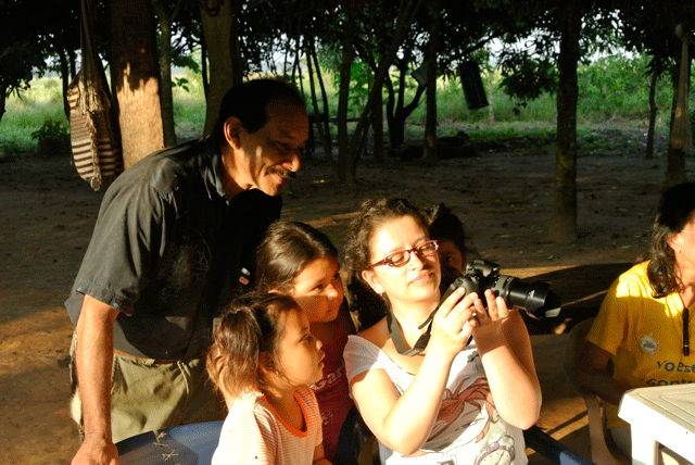 TALLER CON LA COMUNIDAD SIKUANI