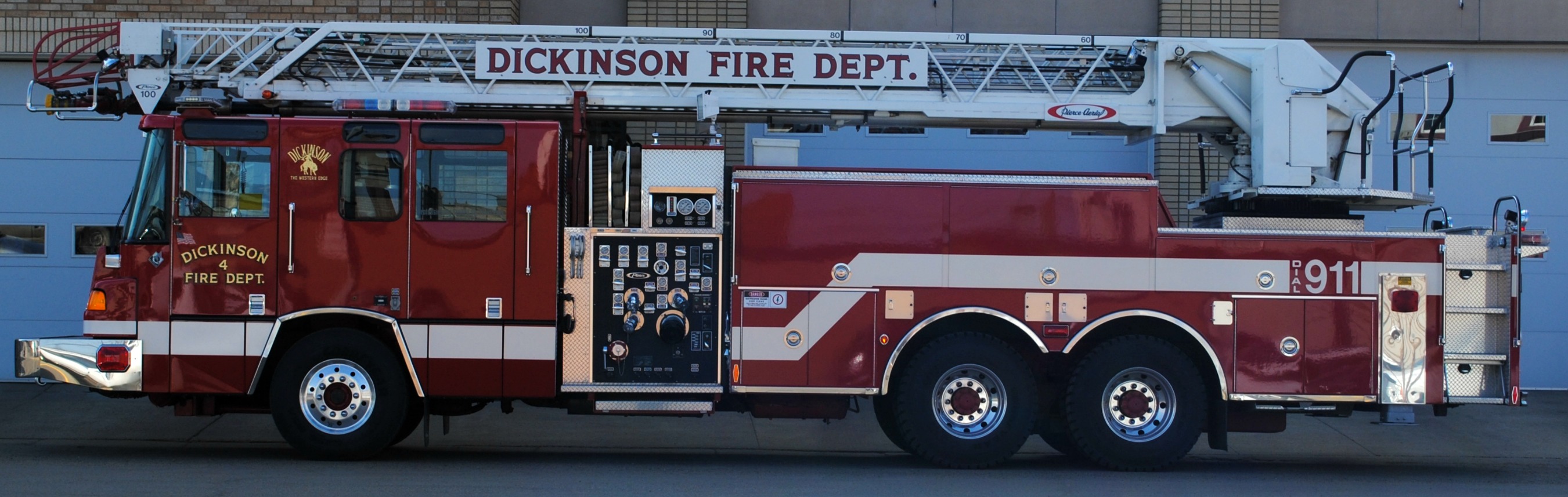 apparatus-photos-dickinson-fire-department