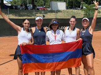Ascensos para los equipos de tenis femenino y masculino de Armenia