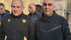 Un militar armenio adulador del fascismo fue nombrado director de la Universidad del Ministerio de Defensa