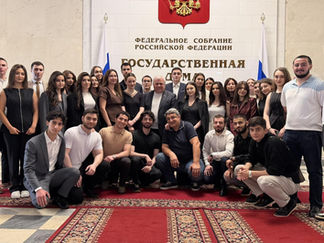 Estudiantes armenios de las universidades de Moscú se reunieron con diputados rusos