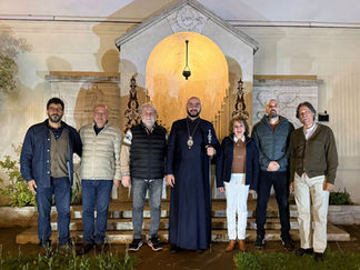 El Obispo Primado Dr. Arén Shaheenian se reunió con miembros de la CD de la Unión Cultural Armenia