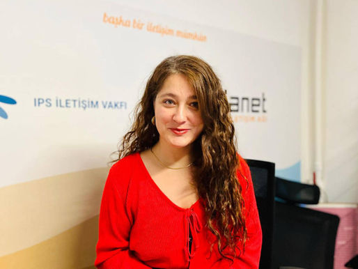 La periodista Tugché Yılmaz será juzgada por una entrevista con jóvenes armenios