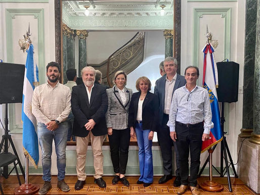La Unión Cultural Armenia visitó la Casa Rusa de Buenos Aires