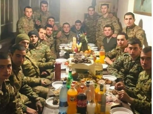 Armenia: 15 muertos en una unidad militar