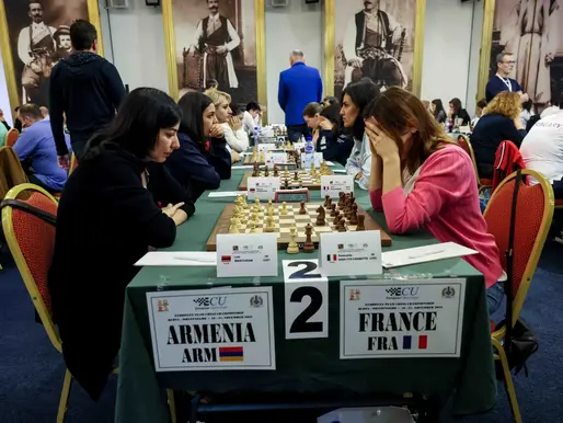 Los seleccionados de Armenia mantienen posiciones expectantes en los Europeos de Ajedrez 