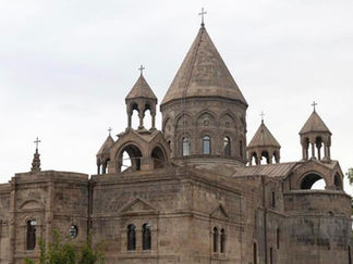 El Instituto Lemkin insta al gobierno de Armenia a detener de inmediato los ataques y las persecuciones contra la Iglesia