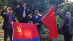 El régimen de Aliyev condenó a cuatro ciudadanos por portar banderas de la Unión Soviética y del Azerbaiyán Soviético