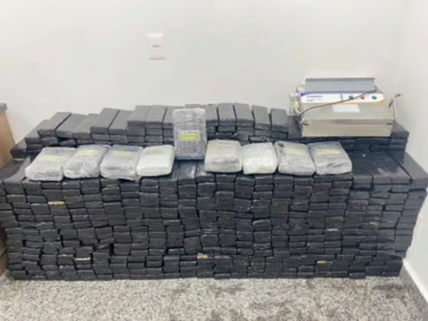 Operação Hydra em Balneário Camboriú e outras cidades apreende drogas em grande volume