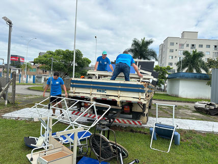 Mutirão de limpeza no Ruth Cardoso com eliminação de focos