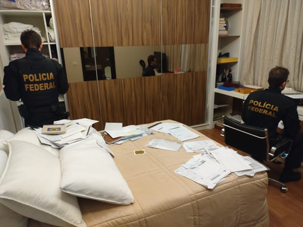 PF: desvios de recursos do SUS em Curitiba, São Paulo e Balneário Camboriú