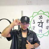 Galería de fotos del equipo de profesores (Staff) de Soul Academy. Academia de baile en Bogotá con apasionadas almitas con historias personales que facilitan las clases de baile y desarrollo personal.