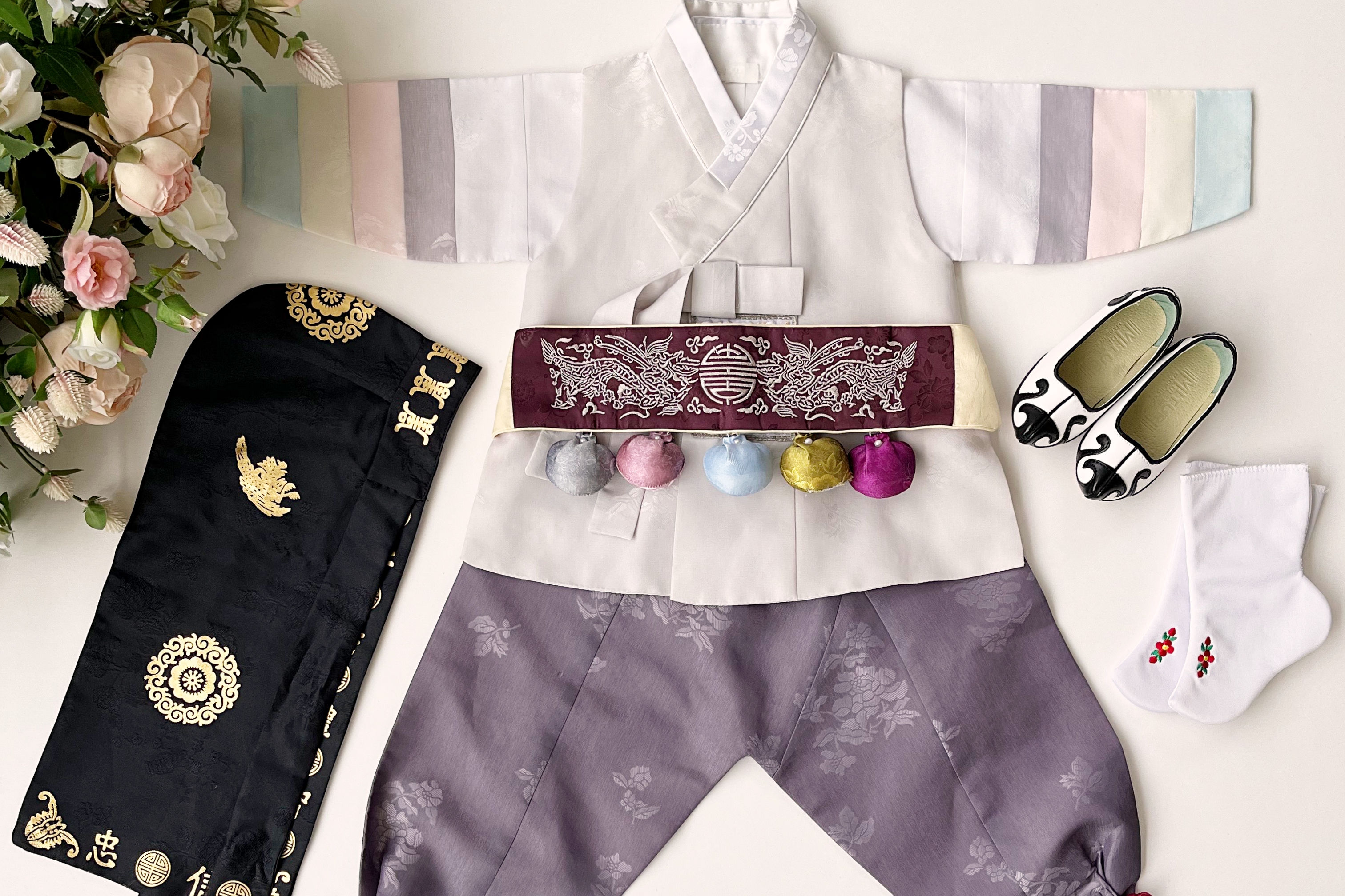 남아색동그레이