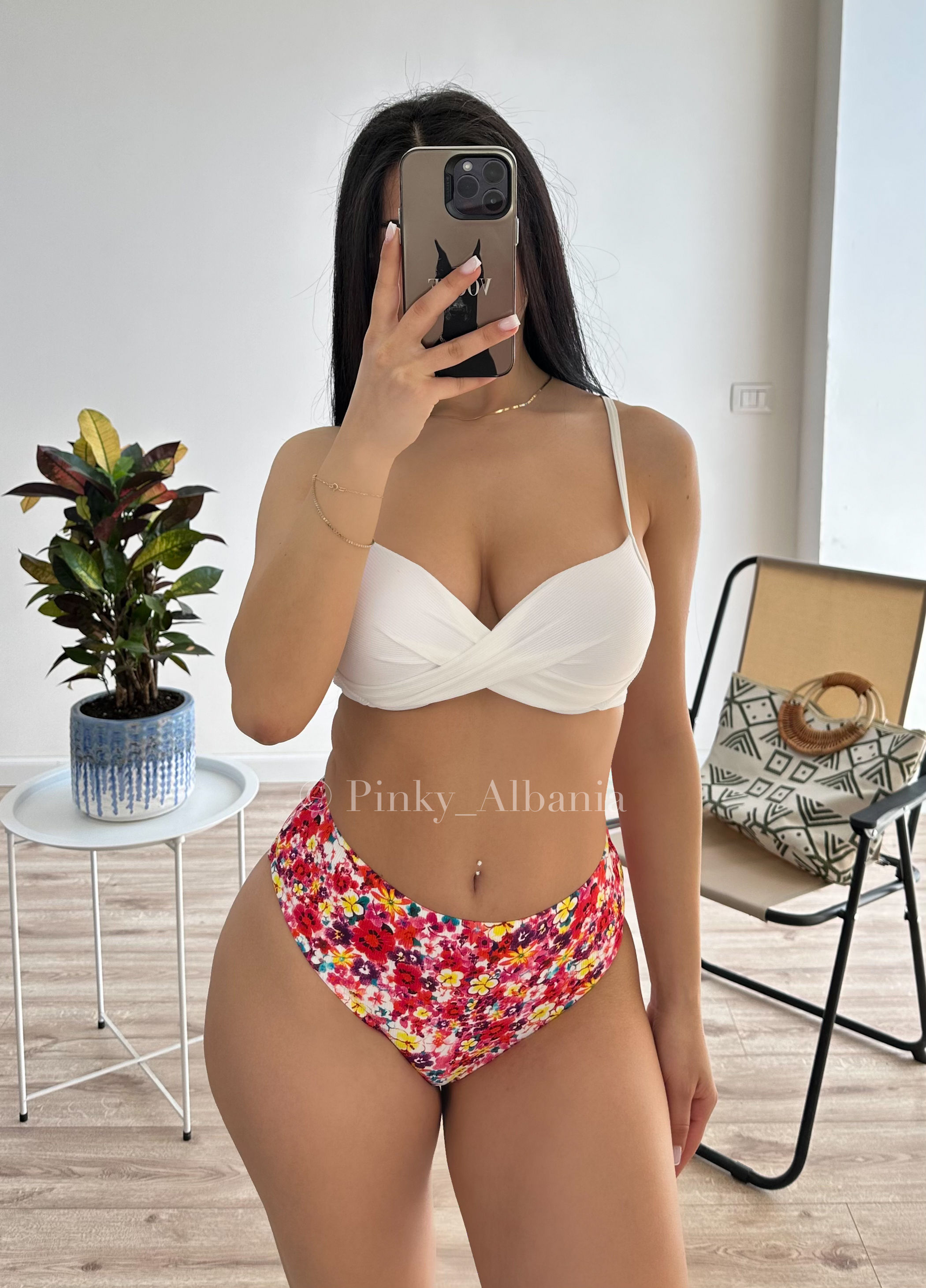 Bikini me bel te larte