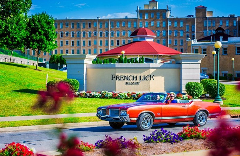 FL Resort with Car View.jpeg