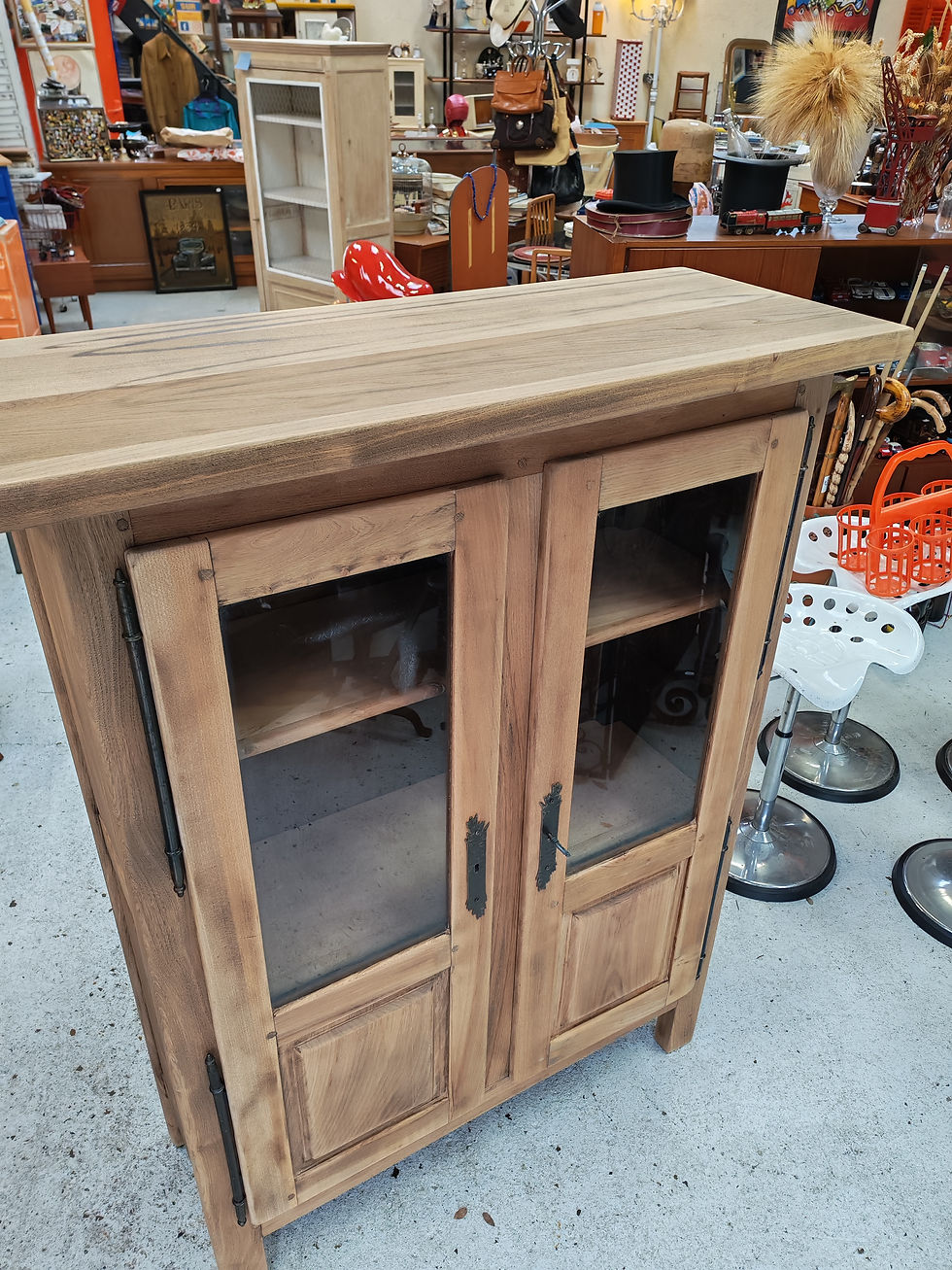Miniature : Buffet Vitré / Lingère en chêne massif